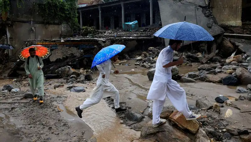 Pakistan'ı Vuran Sel Felaketi ve DSÖ'nün Acil Tıbbi Malzeme Desteği