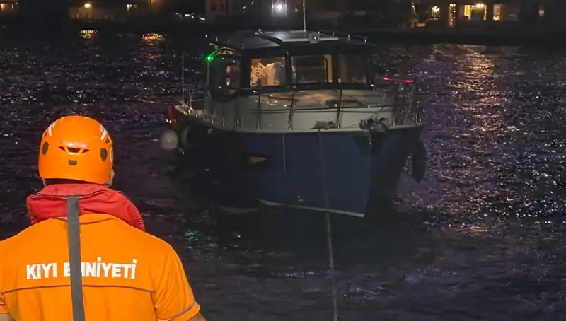 Baltalimanı'nda Su Alması Panik Yarattı, İlgililer Hızla Hareket Geçti
