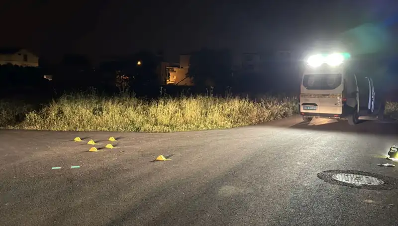 Bursa'da Korkutan Silahlı Kavga: İki Yaralı, Biri Ağır