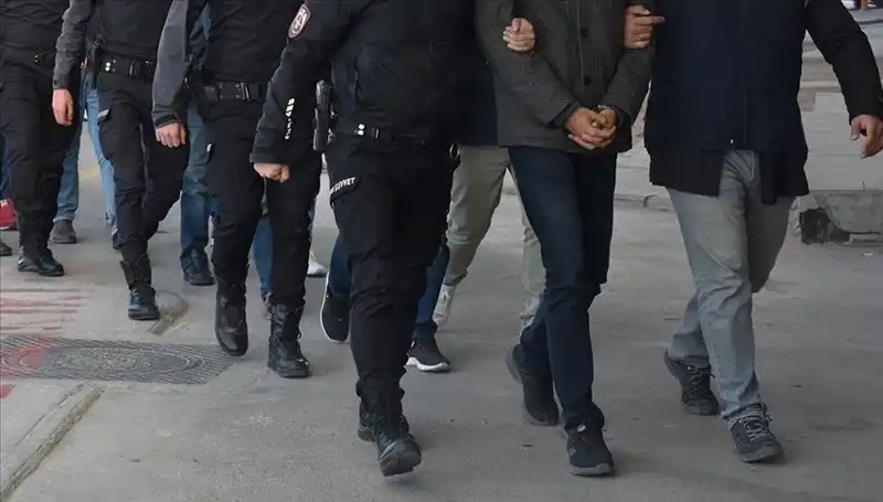Beş İlde FETÖ Operasyonu: 10 Kişi Gözaltına Alındı