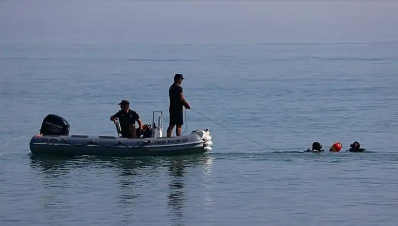 Kuşadası'nda Serinlemek İçin Denize Giren Genç Hayatını Kaybetti