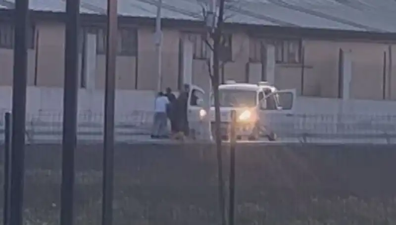 Drift Yaparken Faciadan Dönüldü: Aracın Yola Fırlaması Hayat Kurtardı