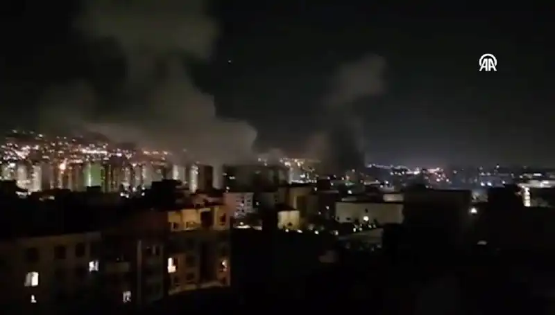 İsrail'in Tahran'ı Vurması: Ortadoğu'da Yeni Bir Krizin Eşiğinde mi?