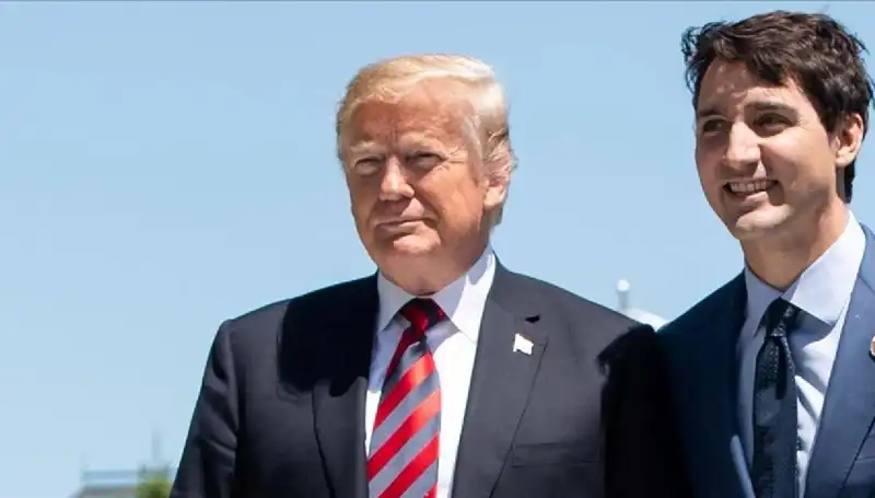 Trump'tan Kanada'ya Şok Tehdit: Yüzde 35 Vergi Günleri Kapıda!