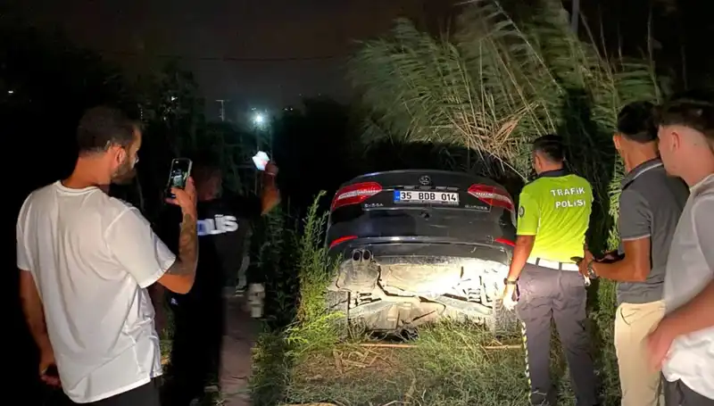 Trafik Magandası Dur İhtarıyla Yakalanamadı, Dere Yatağına Düştü!