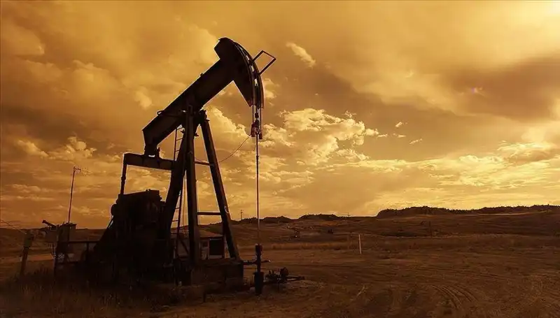 Orta Doğu’da Gerginlik Tırmandı: Petrol Fiyatları Aniden Yükseldi