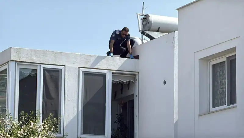 Bodrum'da Çatıdan Düşen Emekli Polis Hayatını Kaybetti: Ayrıntılar Ortaya Çıktı