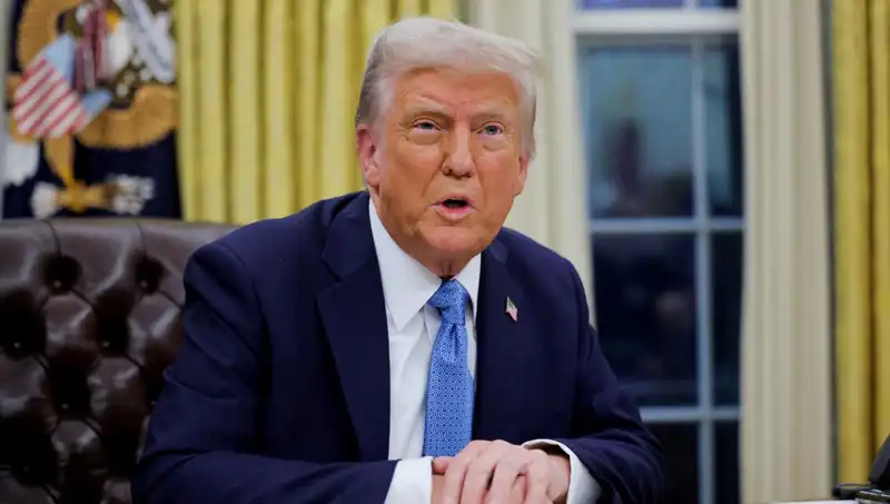 Trump, İran'dan Petrol Alan Ülkelere Yaptırım Uygulanacağını Açıkladı