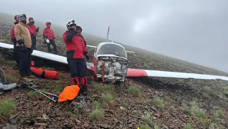 Üzücü Kaza: Türk Pilotun Uçuşu Feci Sonuçlandı, Bir Yolcu Hayatta Kaldı