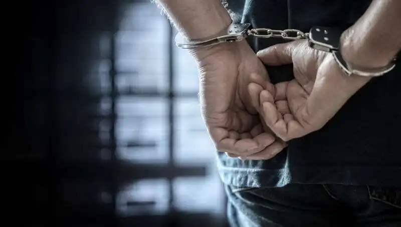 Bıçakla Öldürme Suçuna Müebbet Hapis Cezası: Detaylar ve Yargılama Süreci