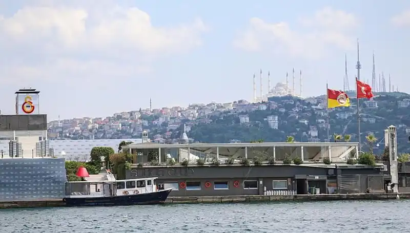 15 Yıl Süren Davanın Sonucu: 2. Abdülhamid'in Mirasçıları Galatasaray Adası'nı Talep Etti