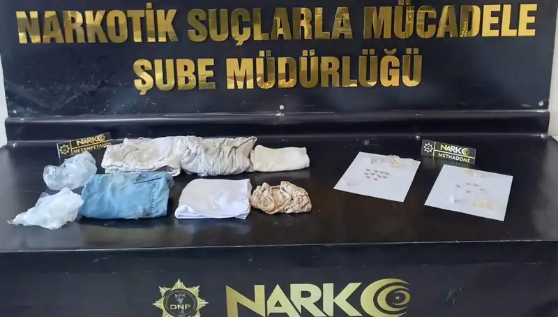 Midesinde Kapsül Kapsül Uyuşturucu Taşıyan Şüpheli Yakalanınca Olay Ortaya Çıktı
