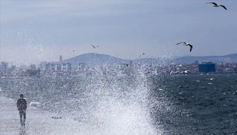 Marmara ve Ege Denizi’ne Kuvvetli Rüzgar Uyarısı: Acil Önlemler Alınmalı!