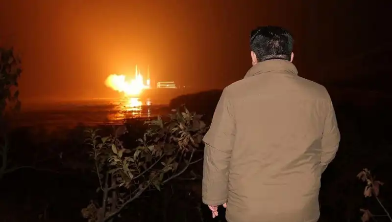 Kuzey Kore Silahlarının Faturasını Kim Ödüyor? Amerikalılar Savaşın Yükünü Taşıyor