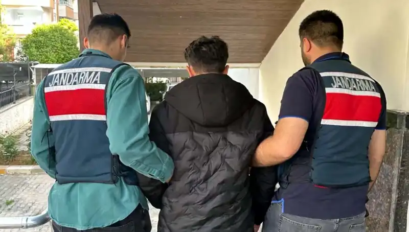 Türkiye'nin Dört İlinde Dev Dolandırıcılık Operasyonu: 35 Kişi Tutuklandı
