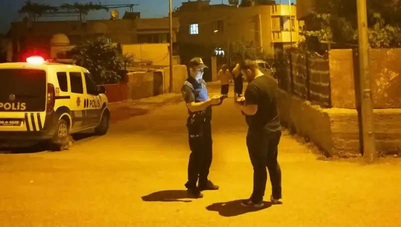 Husumetlilerin Korku Dolu Anları: Evine Ateş Açan Saldırganlar Kaçtı