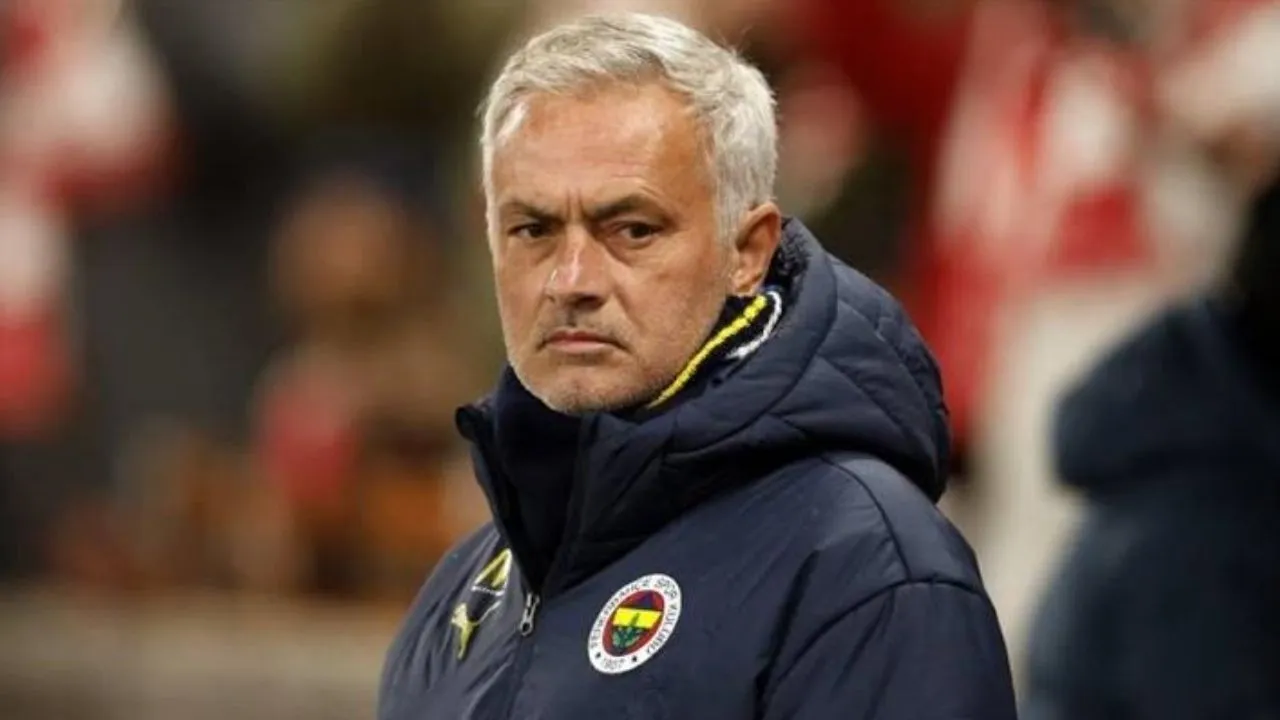 Jose Mourinho’dan Galatasaray Paylaşımı: "Crespo, Umarım İyi Sindir"