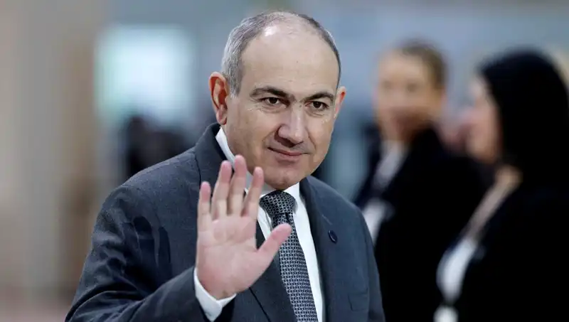 Ermenistan'da İktidarın Gaspı Başbakan Paşinyan Tarafından Engellendi!