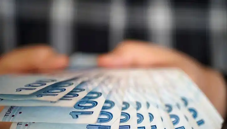 Emekli Promosyon Kampanyaları ile 2025 Yazı Dolu Dolu Geçecek!