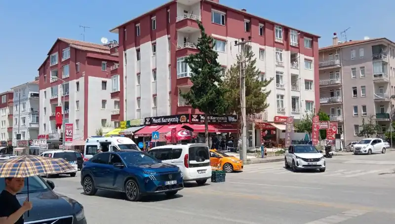 Taksi ile Otomobil Çarpıştı: Kazanın Ardındaki Gizemli Detaylar