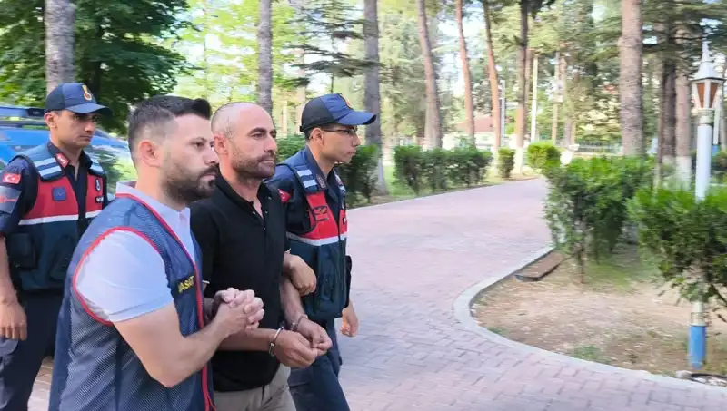 Hırsızlık Skandallarında 140 Kez Yakalanan Şebekeden Biri Tutuklandı!
