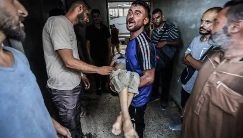 Gazze'de Korkunç Gün: İsrail 90 Filistinliyi Hayatından Etti
