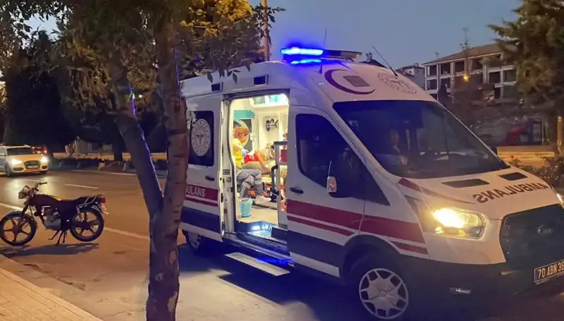 Otomobil Motosikleti 70 Metre Sürükledi, Sürücü Kaçtı!