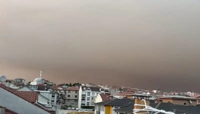 Bursalılar Dikkat! Kül Yağmuru ile İlgili Önemli Uyarılar