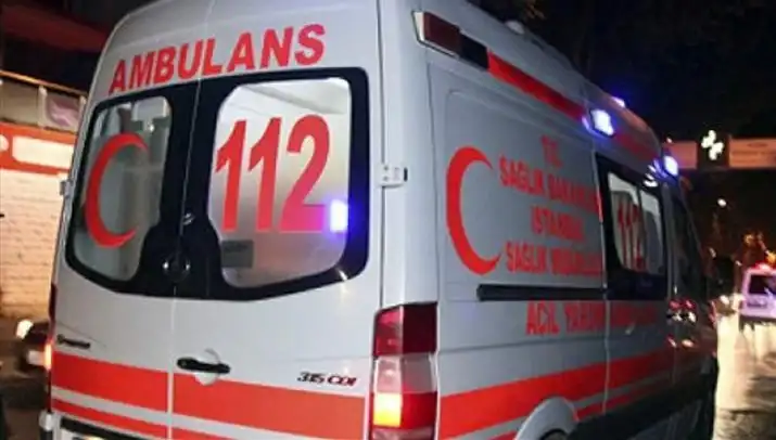Afyonkarahisar'da Feci Kaza: Devrilen Otomobil 1 Can Aldı, 3 Kişi Yaralandı