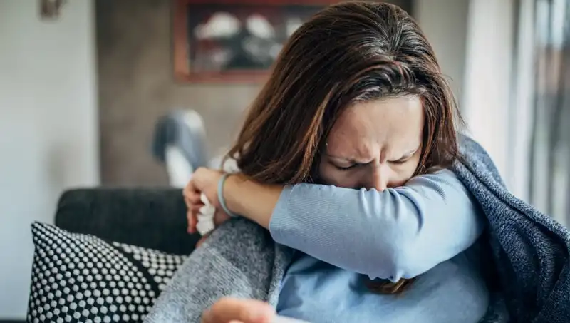 Soğuk Algınlığı ve Sinüzit: Belirtilerini Ayırt Etmenin Yolları