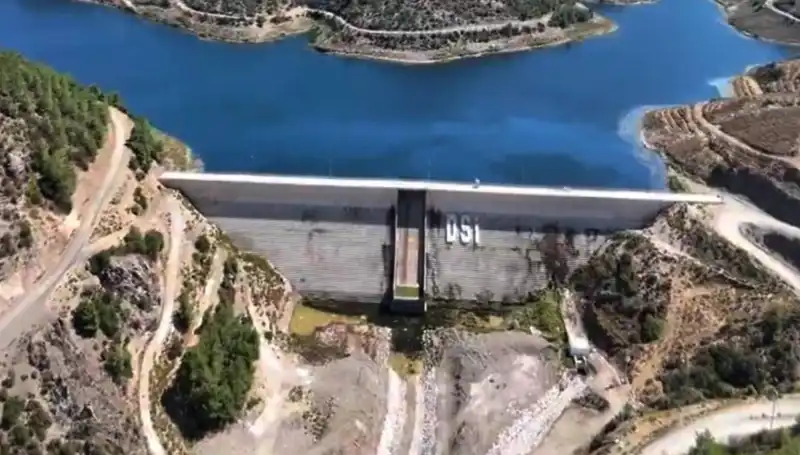 Çeşme'de Su Kesintileri Sona Erdi: Beklenen Proje Nihayet Tamamlandı