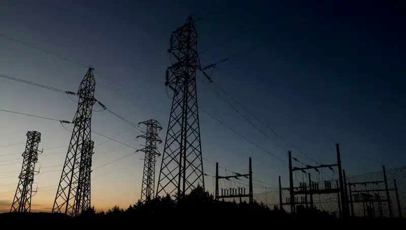 İzmir'de Üç İlçede Planlı Elektrik Kesintisi: Uzun Süreli Etkiler Ve Çözüm Süreci