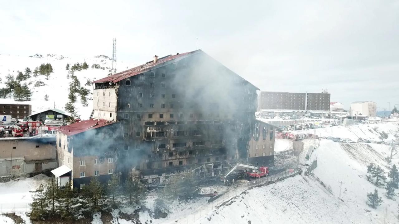 Yangında Yaralanan 29 Kişi Tedavi Edildi