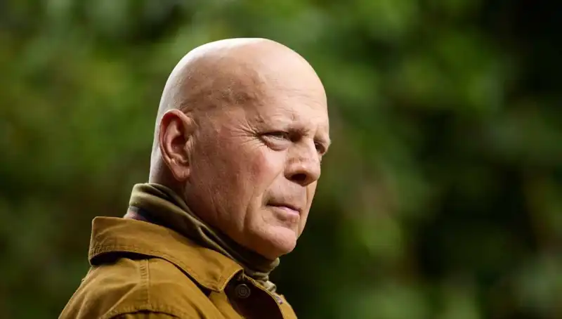 Bruce Willis'in Hastalığı Afazi: Söz Yitimi Nedir, Belirtileri Nelerdir?