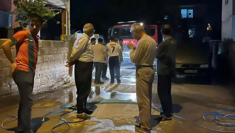 Park Halindeki Araçta Ani Alevlenme: Olayın Ardındaki Gerçekler