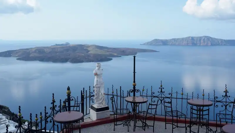 Santorini'de Endişe Verici Gelişmeler: Ada Sulara Gömülme Tehlikesi ile Karşı Karşıya