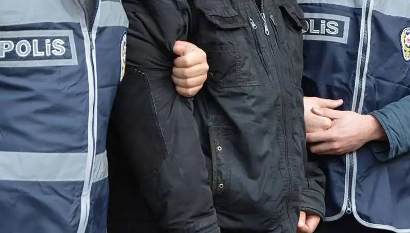 İstanbul'da Huzur Operasyonu: Bin 35 Gözaltı ve Geniş Kapsamlı Denetimler