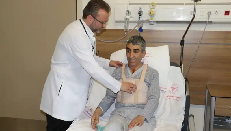 6 Ayda İki Kez Aort Damarı Yırtılan Hastanın Kahraman Ameliyatı
