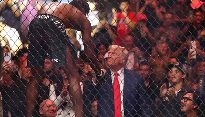 Trump, Beyaz Saray Bahçesinde Şaşırtıcı Bir UFC Maçı Düzenleyecek