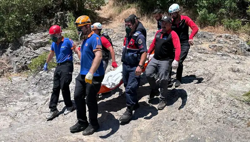 Kayalıkların Arasında Gizli Kalan Korkunç Ölüm! Uzmanlar Ne Dedi?